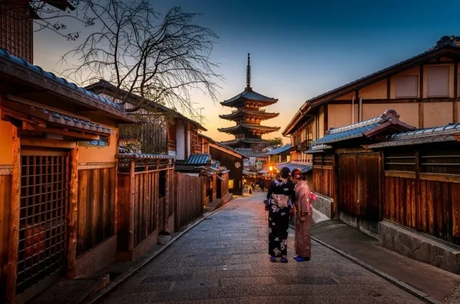 Kyoto, Jepang: Kekayaan Budaya dan Kemewahan Modern