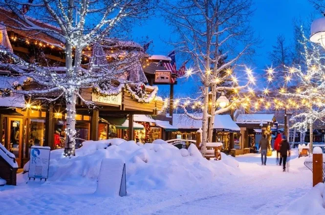 Aspen, Colorado, USA: Alpine Splendor Meets Luxury